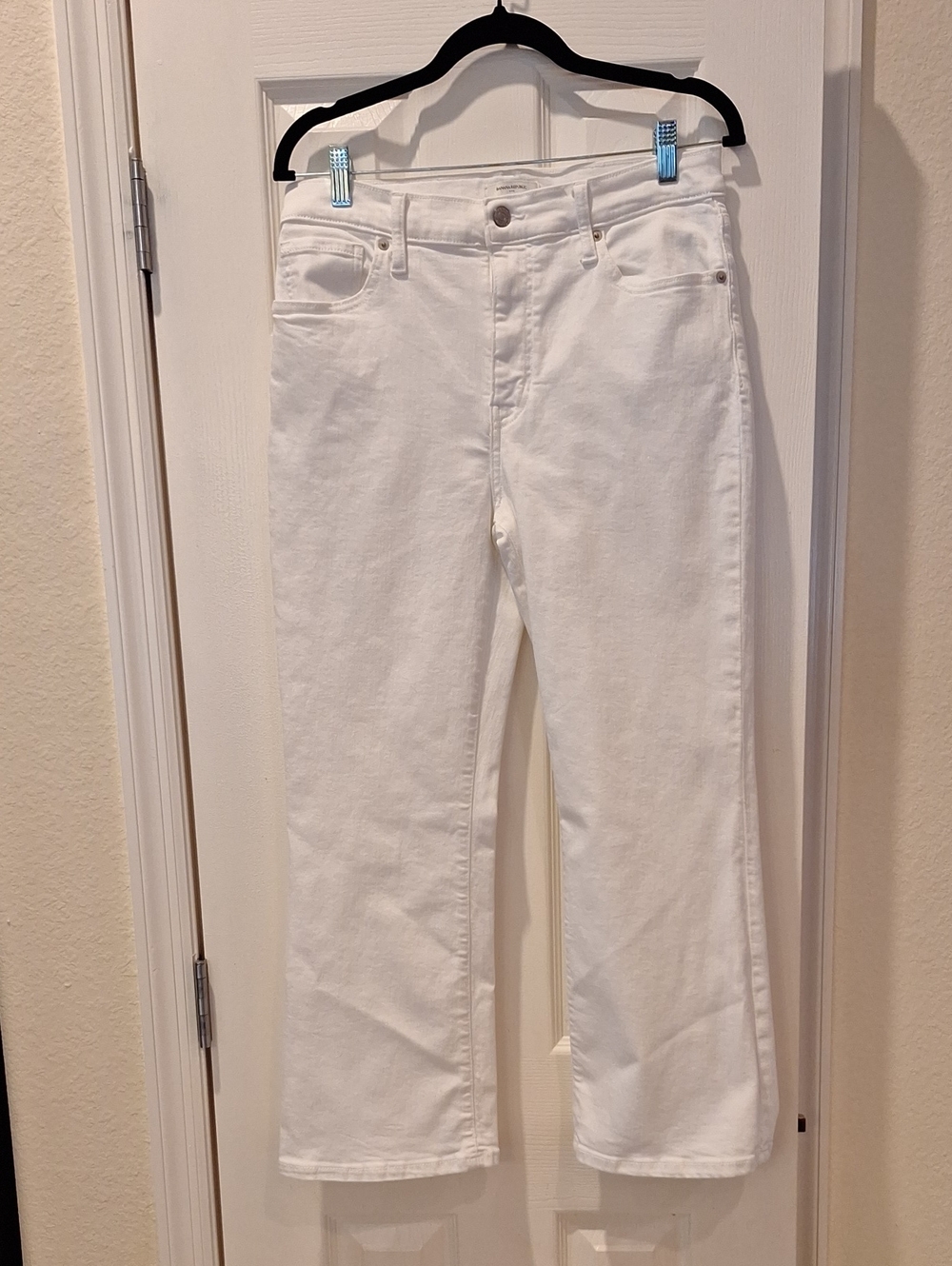 Banana Republic Factory - White Cropped Bootcut Jeans - 10 or 30